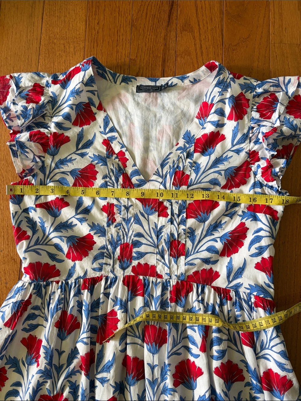 Vineyard Vines Red Floral & Blue Leaf V‑Neck Mini Dress - Picture 6 of 8